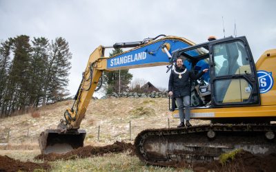 Gravearbeidene er i gang på Brynegarden (VIDEO)
